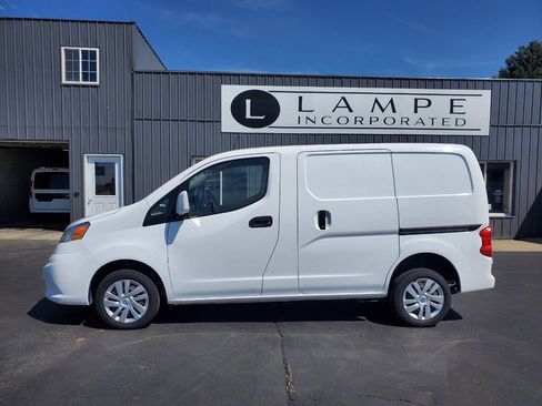 Used 2021 Nissan NV200 SV w/ Back Door Glass Package image 2