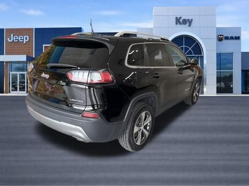 Used 2019 Jeep Cherokee Limited AWD/4WD image 7