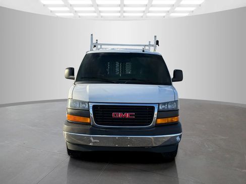 Used 2019 GMC Savana 2500 w/ Driver Convenience Package image 10
