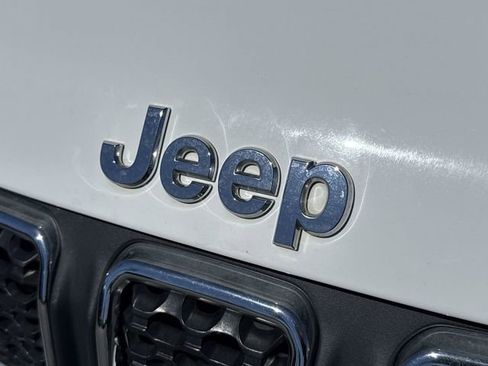 Used 2023 Jeep Compass Latitude AWD/4WD image 29
