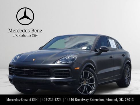 Used 2023 Porsche Cayenne S AWD/4WD image 1