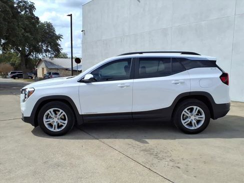 Certified 2024 GMC Terrain SLE w/ Driver Convenience Package image 27