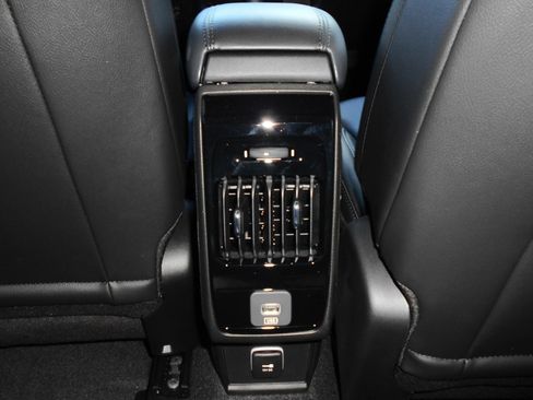 New 2026 Jeep Compass Limited AWD/4WD image 19