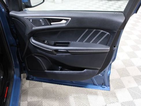 Used 2020 Ford Edge ST w/ Cold Weather Package image 35
