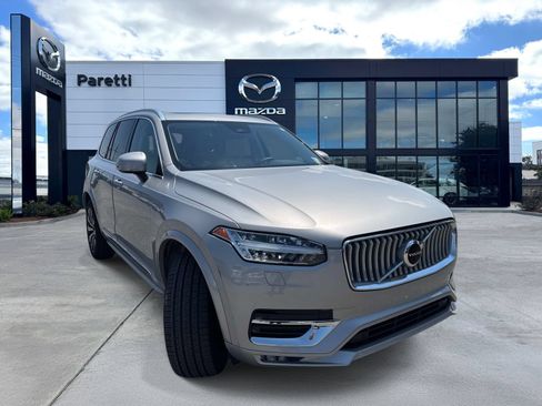Used 2024 Volvo XC90 B5 Core w/ Climate Package AWD/4WD image 5