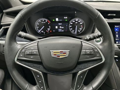 Certified 2023 Cadillac XT5 Premium Luxury AWD/4WD image 10