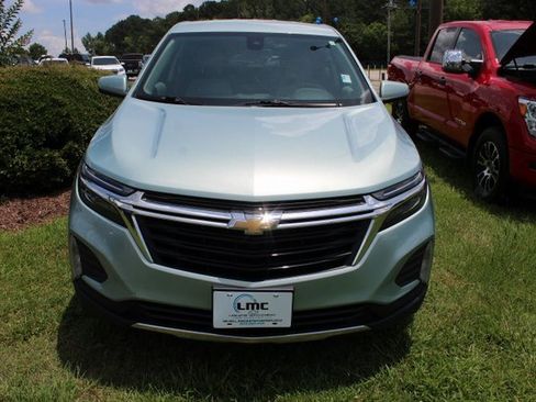 Certified 2022 Chevrolet Equinox LT image 2