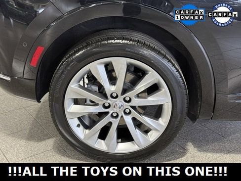 Used 2023 Buick Envision Avenir image 11