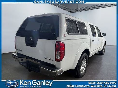 Used 2021 Nissan Frontier SV image 5