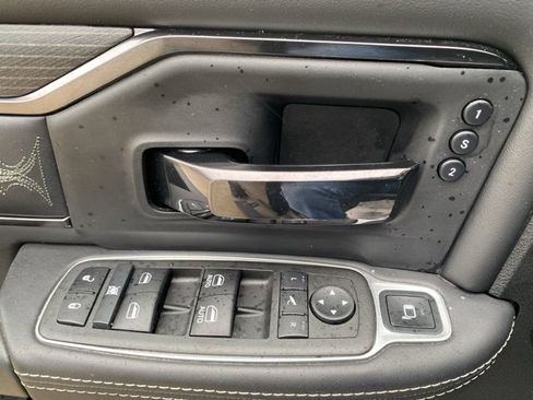 Used 2022 RAM 2500 Limited image 30