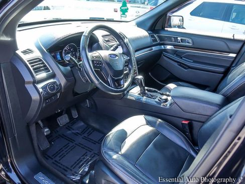 Used 2018 Ford Explorer Limited image 9