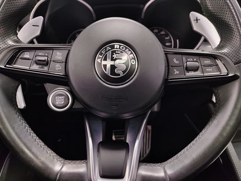Certified 2023 Alfa Romeo Stelvio Veloce AWD/4WD image 28