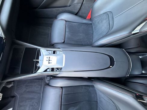 Certified 2024 Ferrari Purosangue AWD/4WD image 19