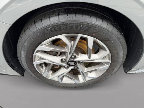 Used 2021 Hyundai Sonata SEL w/ Convenience Package image 9