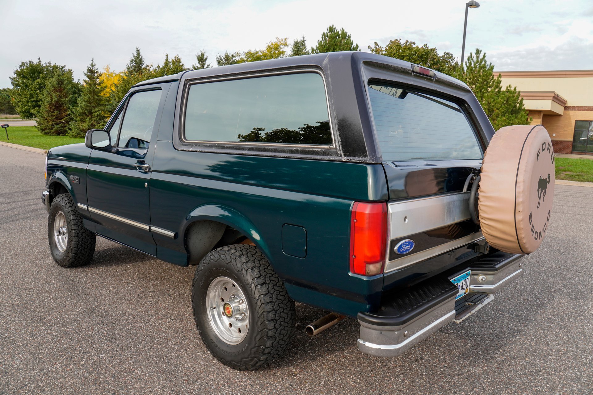 Used 1993 Ford Bronco Custom AWD/4WD image 6