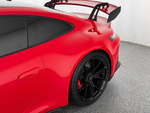 Used 2022 Porsche 911 GT3 image 40