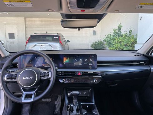 Used 2025 Kia K5 LXS image 33