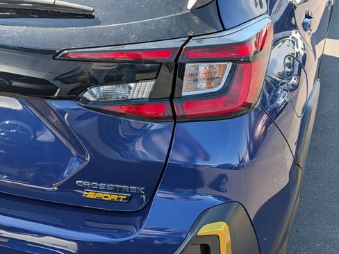 Used 2025 Subaru Crosstrek 2.5i Sport AWD/4WD image 17