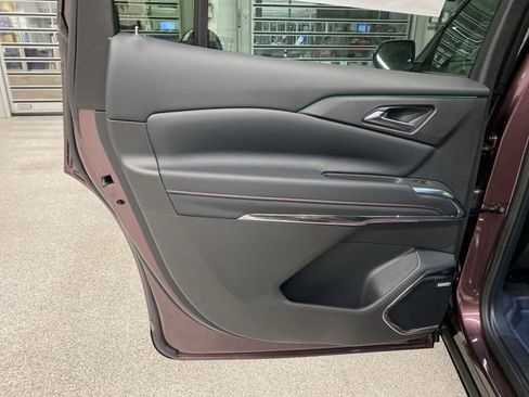 New 2026 Chevrolet Traverse RS w/ LPO, Floor Liner Package image 33
