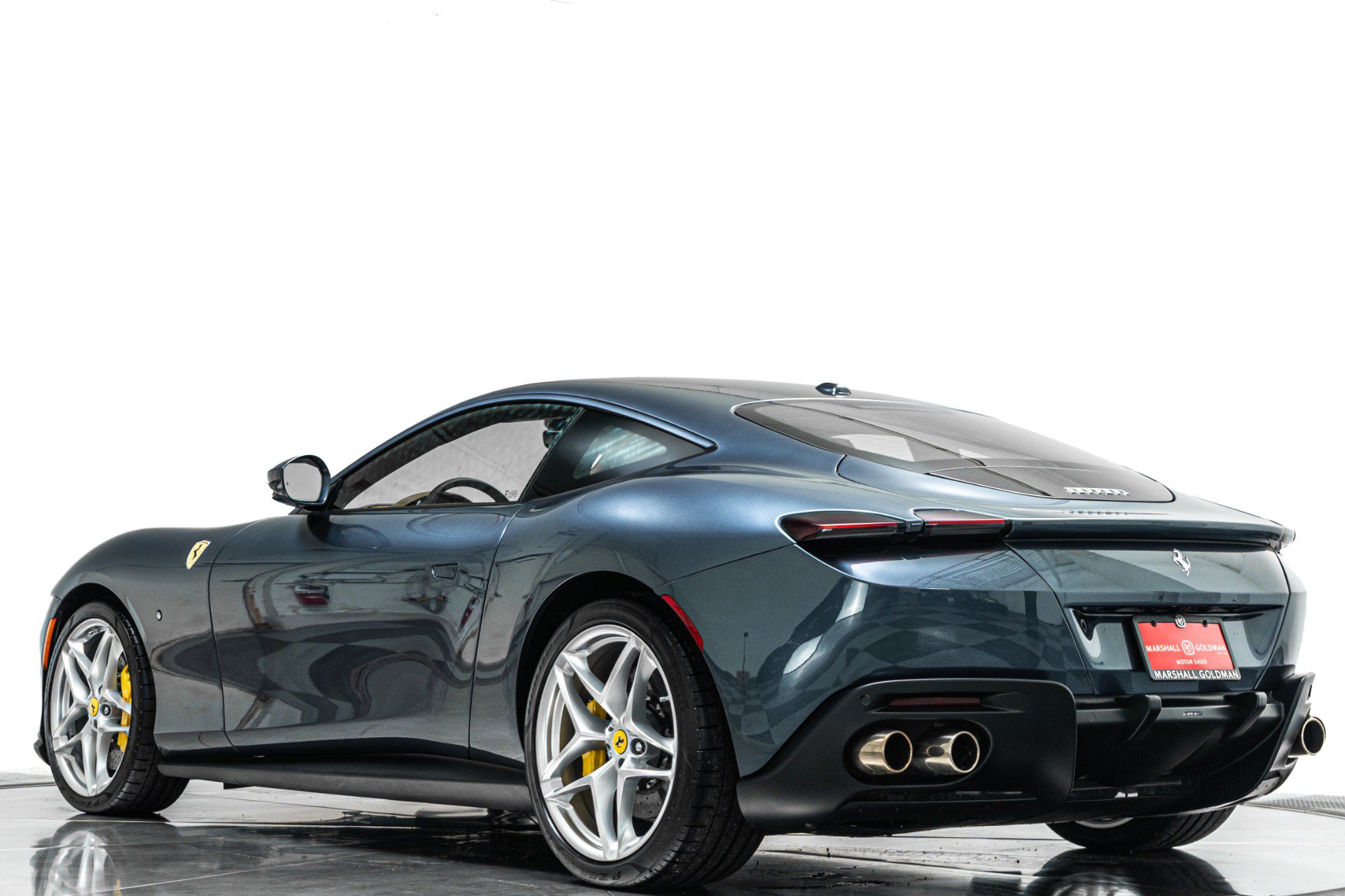 Used 2022 Ferrari Roma RWD image 36