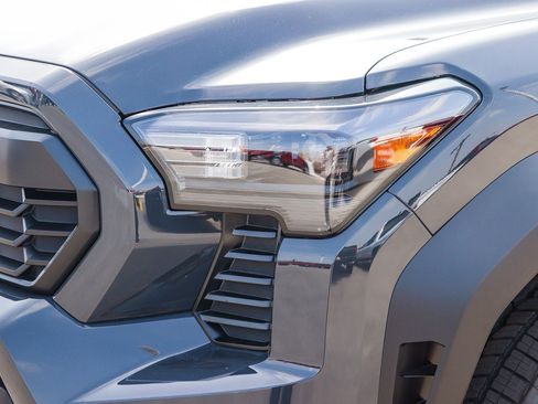 New 2026 Toyota Tacoma TRD Off-Road AWD/4WD image 10