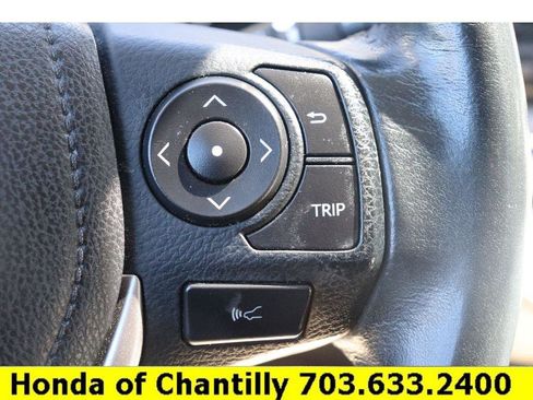 Used 2018 Honda Pilot Touring image 13