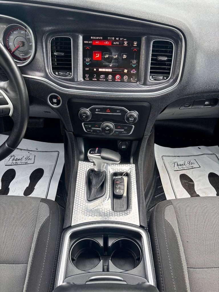 Used 2016 Dodge Charger SXT w/ Navigation & Travel Group RWD image 20