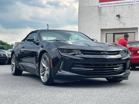 Used 2017 Chevrolet Camaro LT RWD image 1