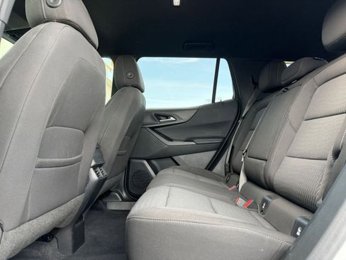 Used 2025 Chevrolet Equinox LT image 27