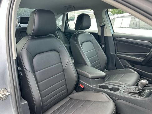 Used 2023 Volkswagen Jetta SE w/ Black Wheel Package FWD image 45