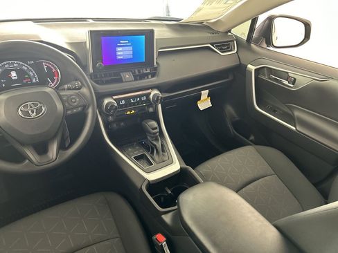 New 2025 Toyota RAV4 XLE image 22