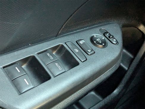 Used 2018 Honda Civic Sport image 22