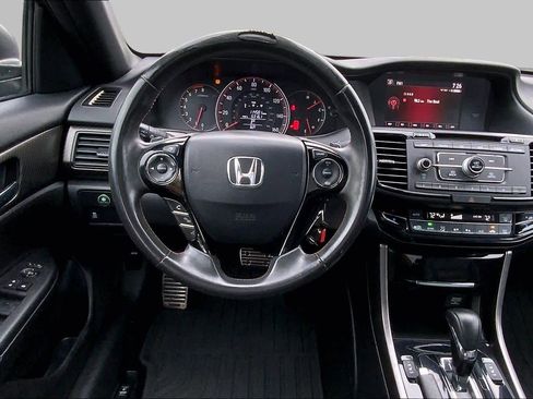 Used 2017 Honda Accord Sport Special Edition image 6