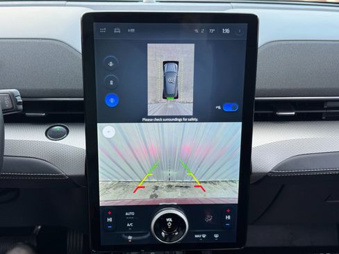 Used 2023 Ford Mustang Mach-E Select image 27