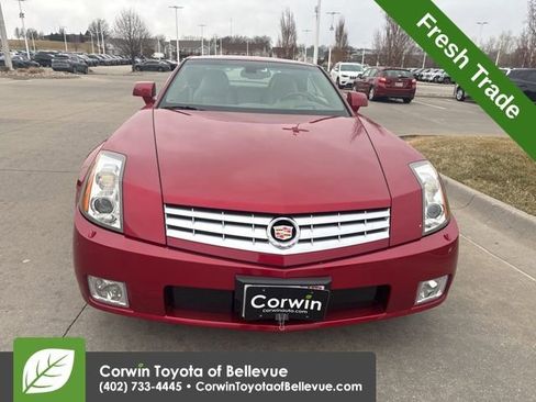 Used 2005 Cadillac XLR image 9