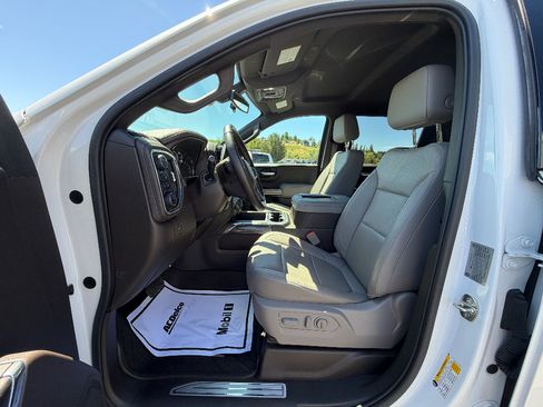 Used 2019 Chevrolet Silverado 1500 LTZ w/ LTZ Plus Package AWD/4WD image 2
