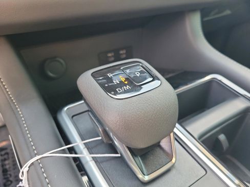 New 2026 Nissan Pathfinder SV image 33