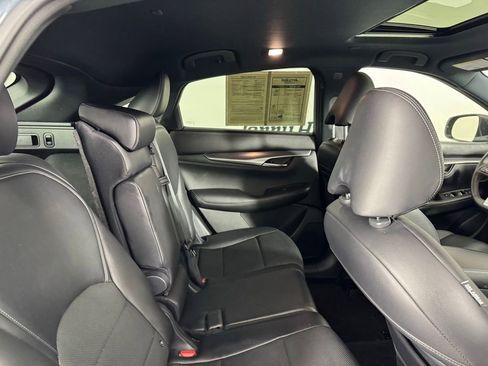 Used 2023 INFINITI QX55 Luxe w/ Cargo Package AWD/4WD image 38
