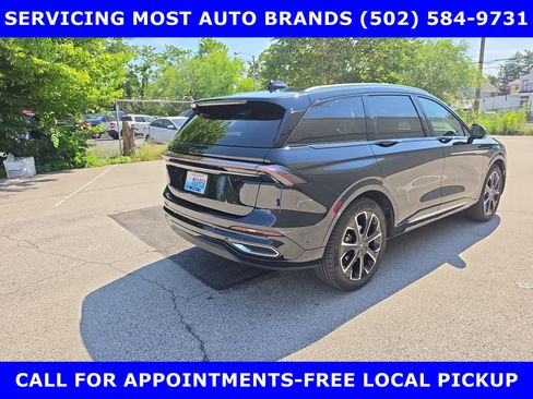 Used 2024 Lincoln Nautilus Reserve w/ Equipment Group 202A AWD/4WD image 6