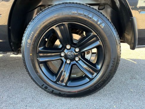 Used 2017 RAM 1500 Sport w/ Black Ram 1500 Sport Group image 11