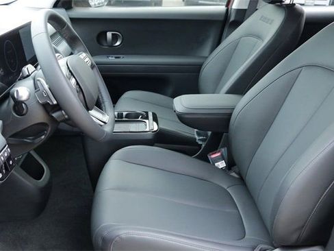 New 2026 Hyundai Ioniq 5 SEL image 9