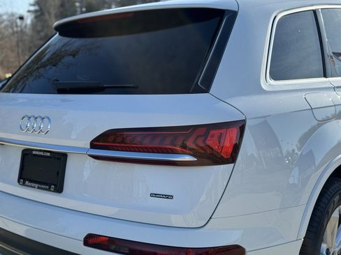 Used 2022 Audi Q7 3.0T Premium image 11