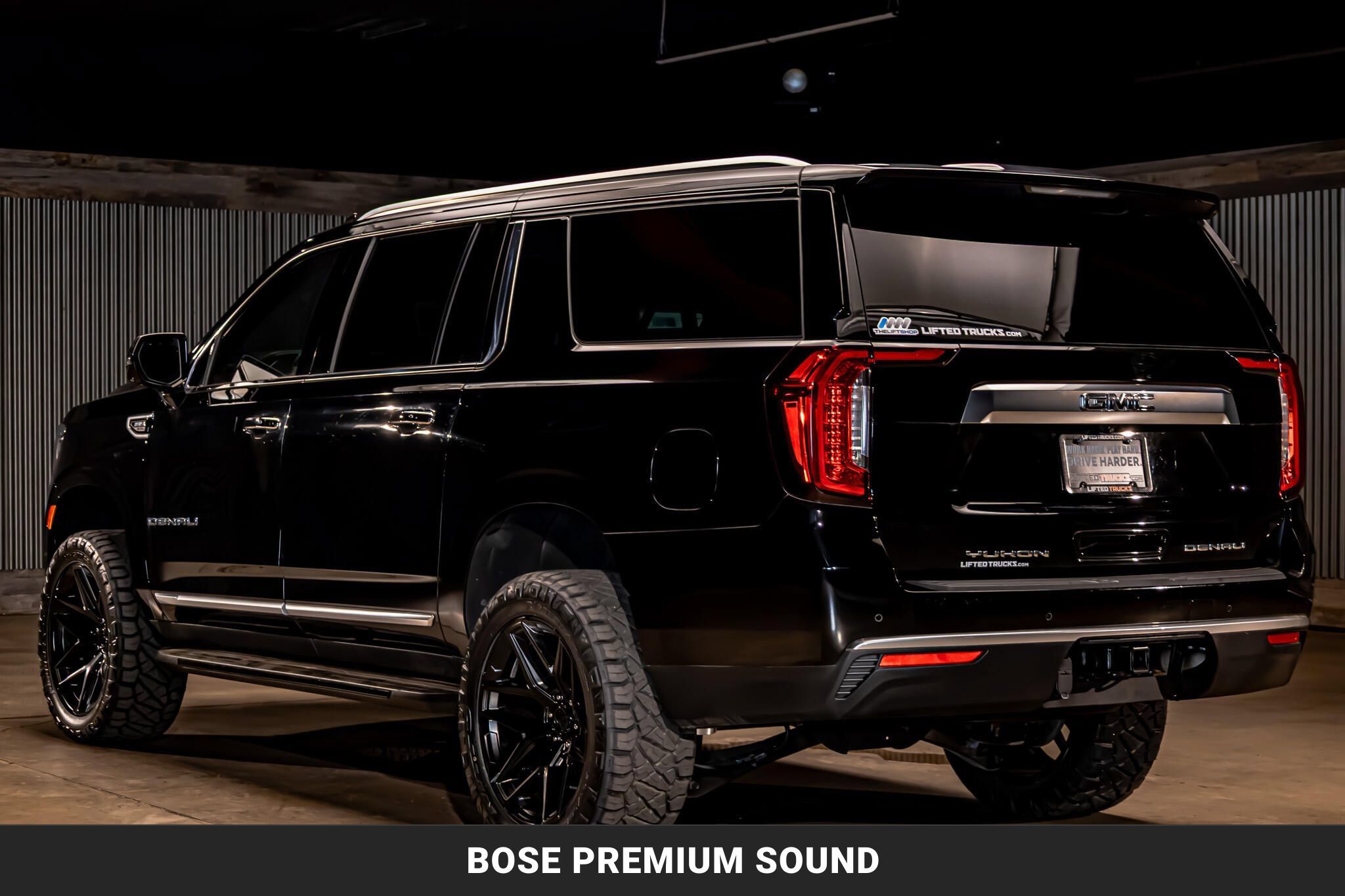 Used 2024 GMC Yukon XL Denali AWD/4WD image 7