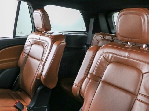 Used 2024 Lincoln Aviator Reserve w/ Jet Package AWD/4WD image 25