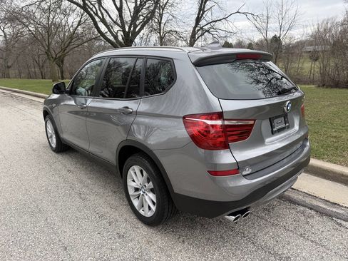 Used 2017 BMW X3 xDrive28i image 3