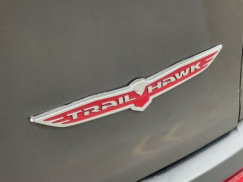 Used 2015 Jeep Cherokee Trailhawk w/ Comfort/Convenience Group image 23