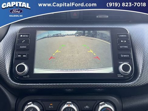 Used 2024 Nissan Kicks SV FWD image 18