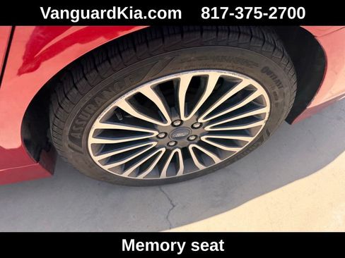 Used 2017 Ford Fusion Titanium FWD image 9