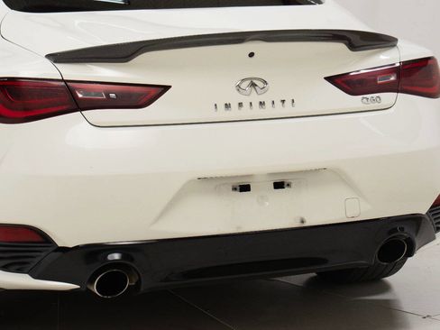 Used 2017 INFINITI Q60 3.0t w/ Premium Plus Package 3.0T image 12