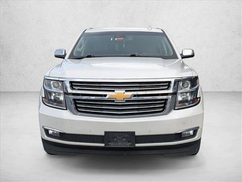 Used 2018 Chevrolet Tahoe Premier AWD/4WD image 3
